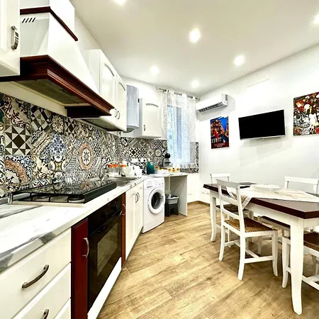 Md Coral Bahlara * Палермо